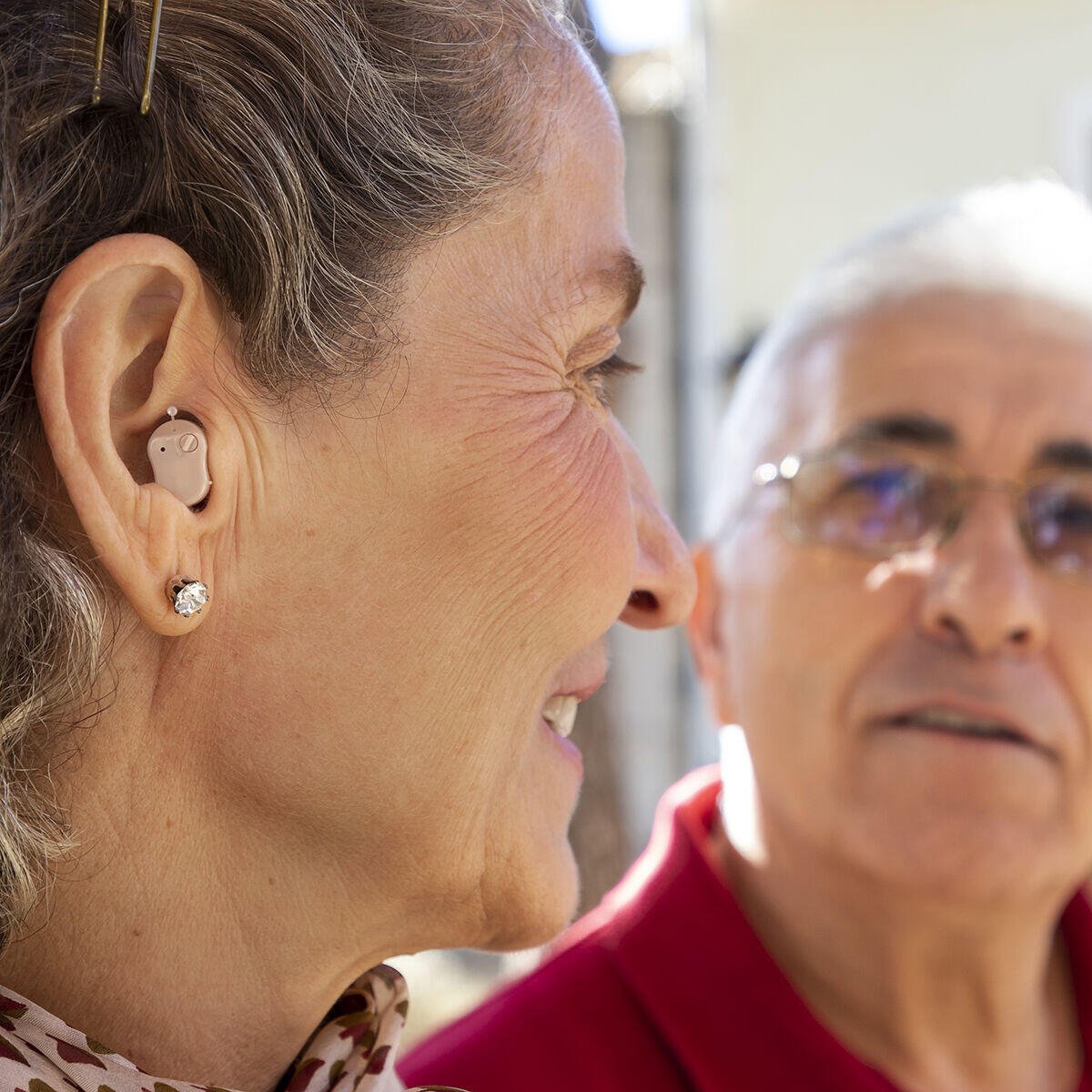 Amplificador de Sonido Intraauricular con Accesorios Hearzy InnovaGoods 2 Unidades - innovagizmo.com