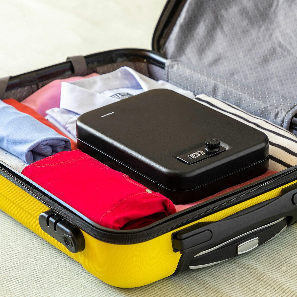 Caja Fuerte Portátil con Cable de Seguridad Prisaven - innovagizmo.com