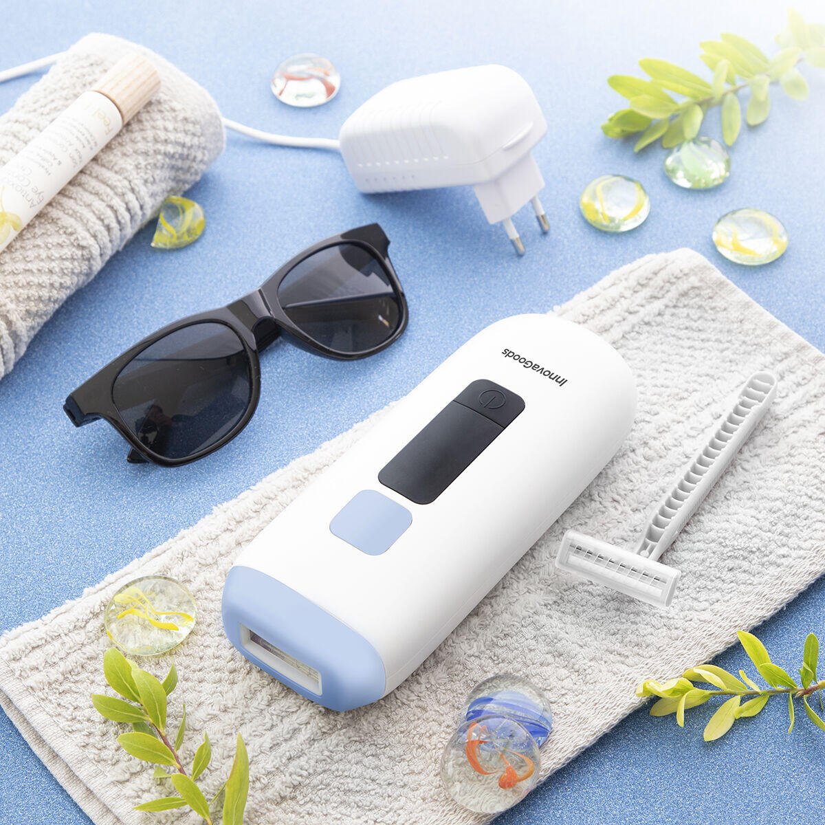 Depiladora de Luz Pulsada con Accesorios Ipylator InnovaGoods - innovagizmo.com