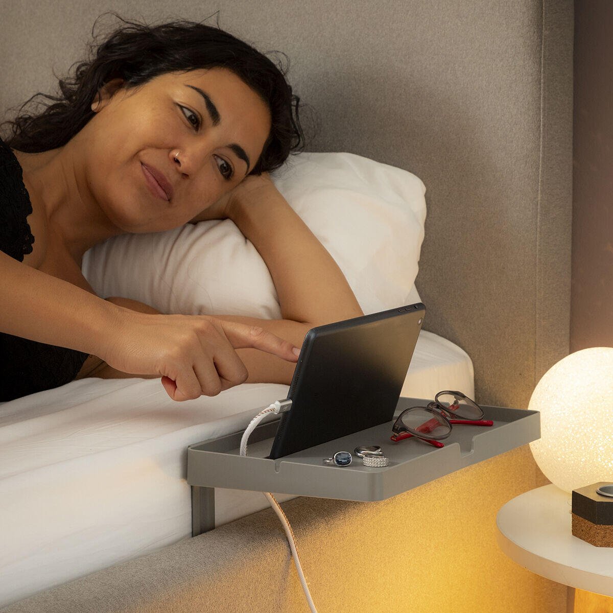Estante para Cama Universal Bedten Soporte móvil y tablet - innovagizmo.com
