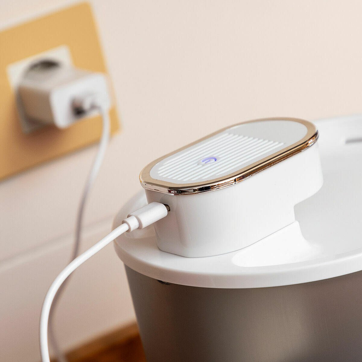 Fuente para Mascotas Recargable con Sensor Refopet - innovagizmo.com