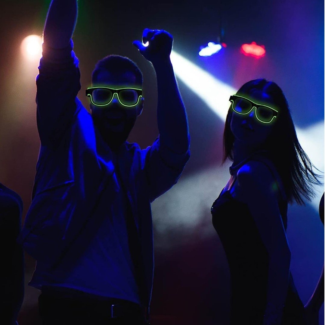 Gafas LED Neón Lima | 3 h de Autonomía y 4 Modos de Luz - innovagizmo.com