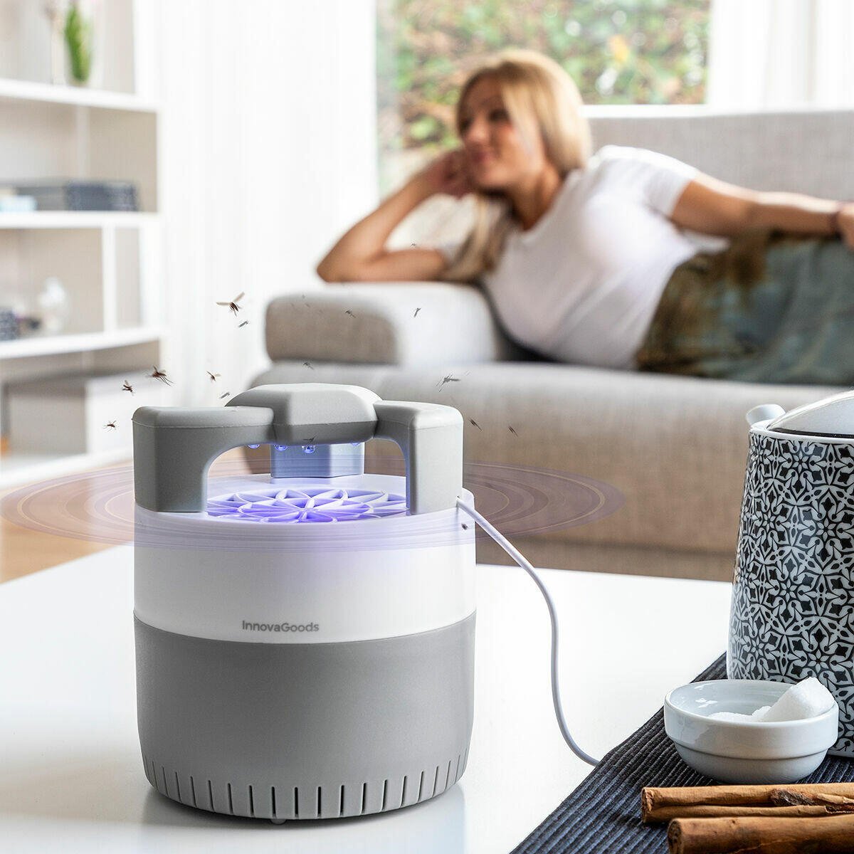 Lámpara Antimosquitos por Succión KL Silen - innovagizmo.com