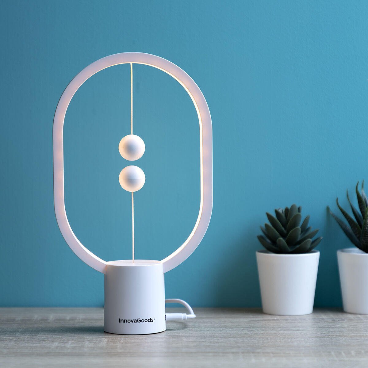 Lámpara de Equilibrio con Interruptor Magnético Magilum InnovaGoods MAGILUM - innovagizmo.com