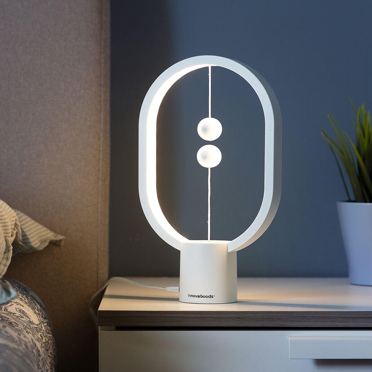 Lámpara de Equilibrio con Interruptor Magnético Magilum InnovaGoods MAGILUM - innovagizmo.com