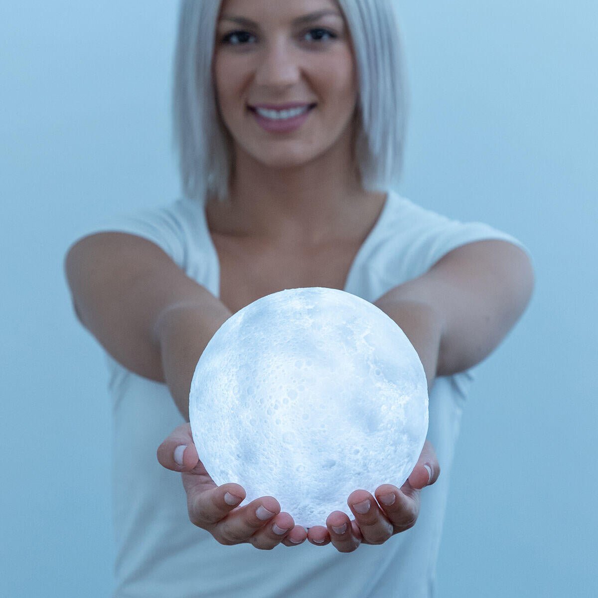 Lámpara LED Recargable Luna Moondy - innovagizmo.com