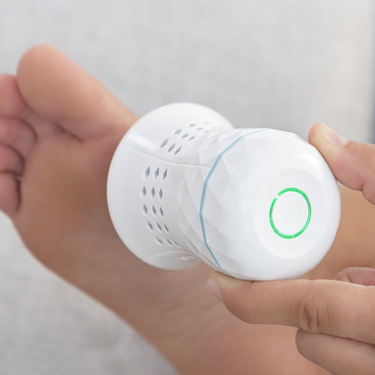 Lima de Pedicura Recargable con Aspirador Integrado Sofeem InnovaGoods - innovagizmo.com