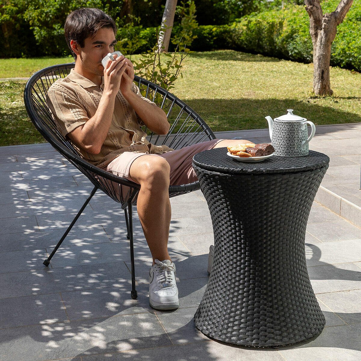 Mesa Nevera para Jardín 3 en 1 Frizzble - innovagizmo.com