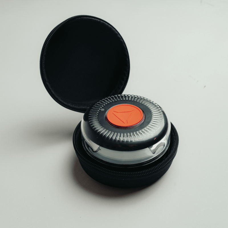 Pack 2 Balizas V16 Conectadas con Geolocalización | IoT + Certificación DGT | Con Funda Protectora - innovagizmo.com