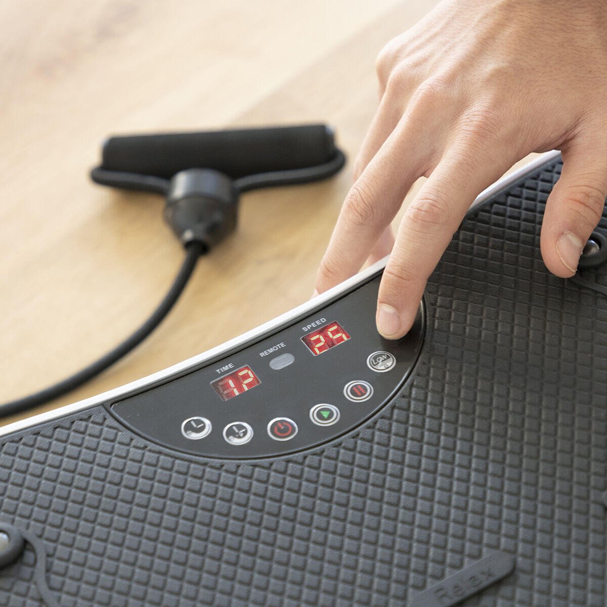 Plataforma Vibratoria de Entrenamiento con Accesorios y Guía de Ejercicios Vybeform - innovagizmo.com