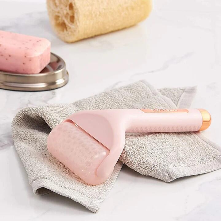 Rodillo de Hielo Impecable para el Cuidado de la Piel - innovagizmo.com