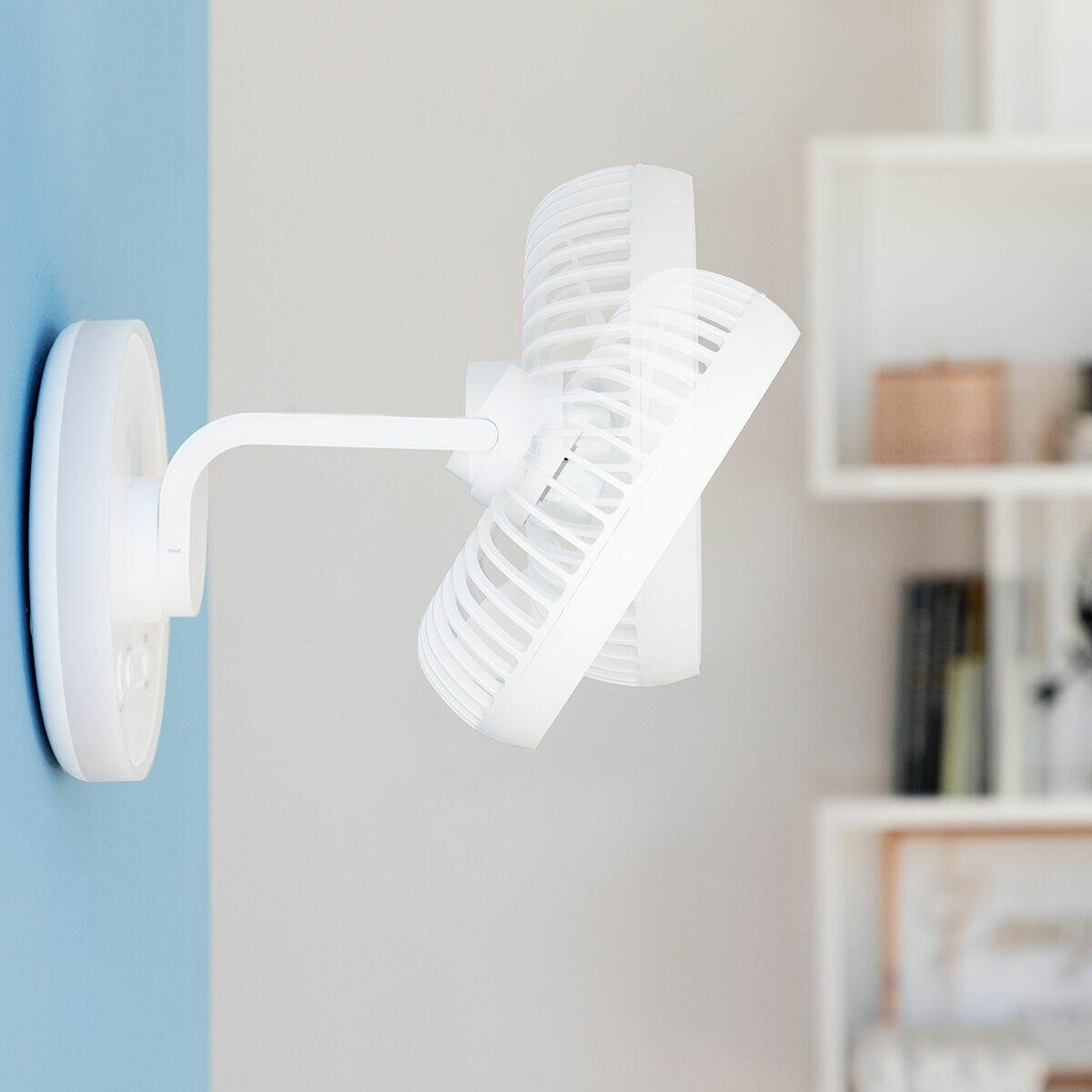 Ventilador de Escritorio Recargable con Luz LED – Silencioso, Portátil y Oscilante - innovagizmo.com