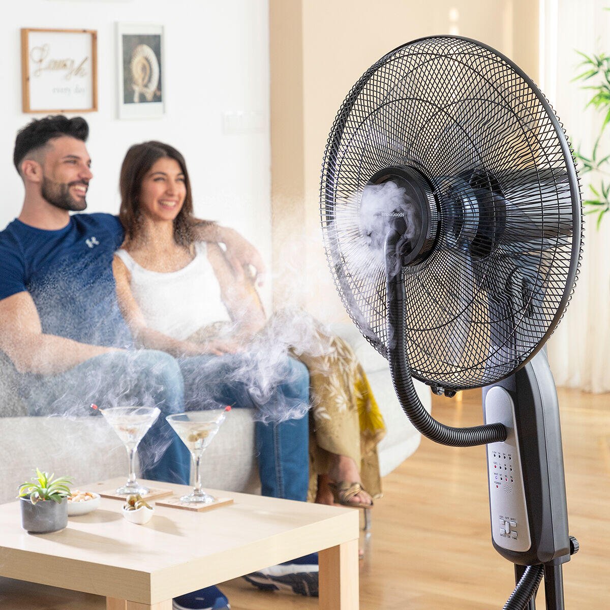 Ventilador Nebulizador de Pie con Mando a Distancia InnovaGoods Mistinn Negro 90 W 2,8 L - innovagizmo.com